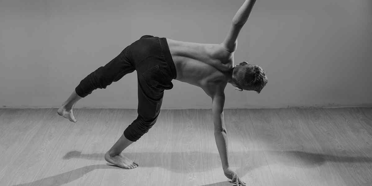 https://shreeganeshpackers.co.in/wp-content/uploads/2019/04/inner_dance_05.jpg